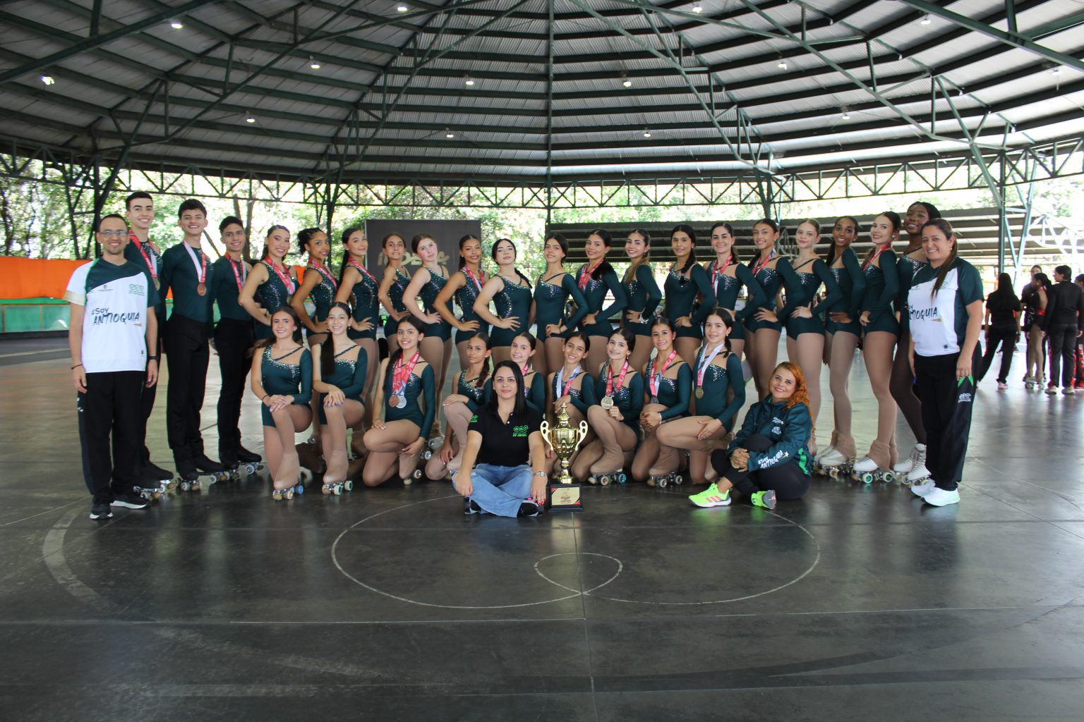 tricampeonato de Antioquia en el Interligas de Patinaje Artístico.