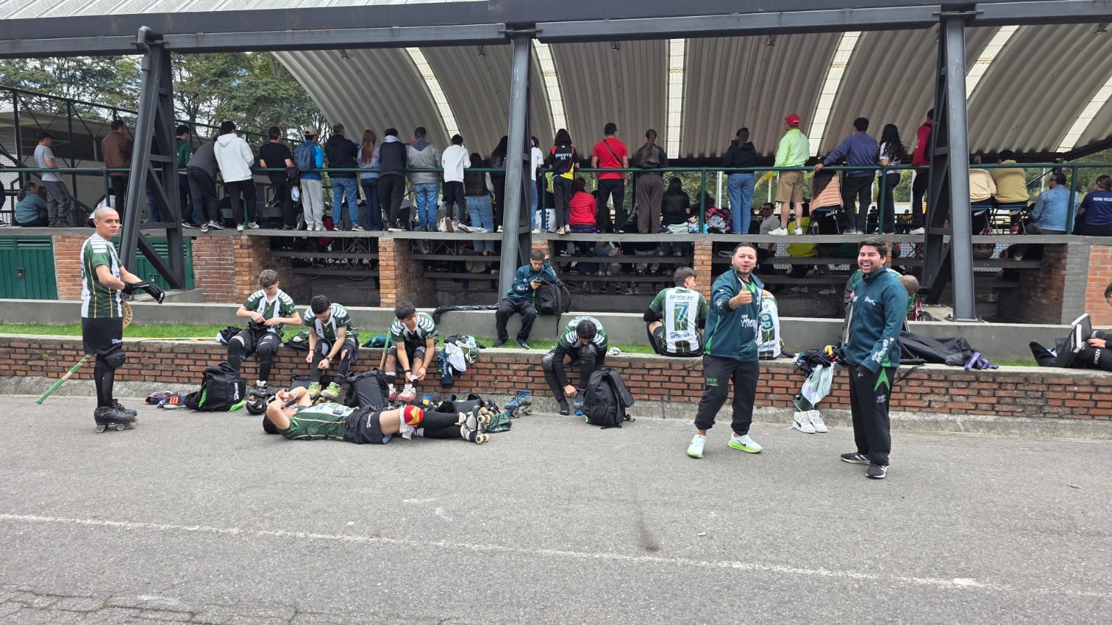 Delegación Antioqueña del Hockey sobre patines que compitió en el Campeonato Nacional Interligas, realizado en Bogotá