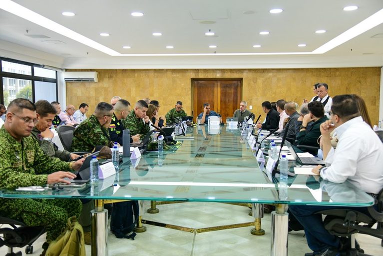 En Consejo de Seguridad, MinDefensa y Gobernación definen acciones para atacar grupos armados en Antioquia.